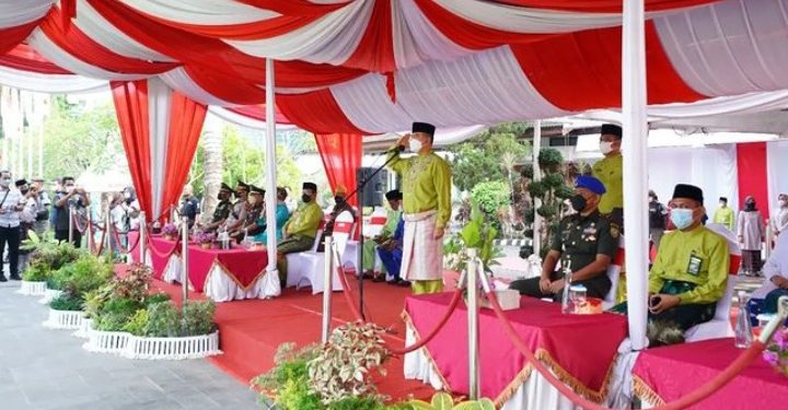 Walikota Jambi Menjadi Inspektur Upacara Dalam Memperingati HUT Kota Jambi