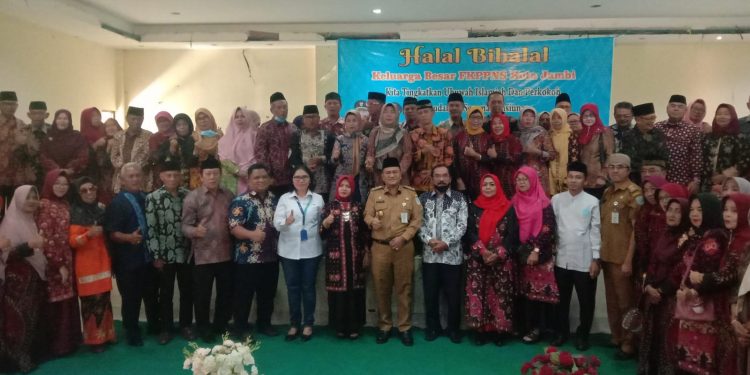 Ratusan Anggota dan Pengurus FKPPNS Halalbihalal Bersama Wawako Maulana