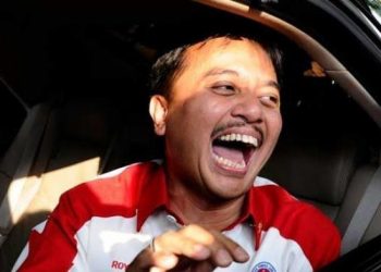 Dua Laporan Polisi Akan Berlabu Ke Roy Suryo Buntut Meme Stupa Mirip Jokowi