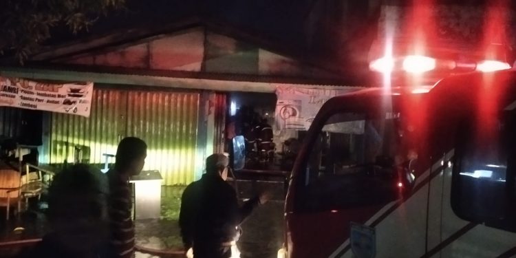 Gegara Korsleting Listrik, Toko Laundry di Simpang Kawat Kota Jambi Terbakar