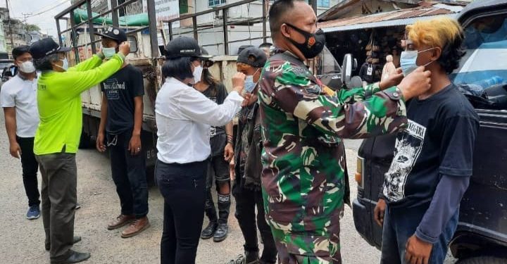 Lurah OKH Bersama Babinsa, Babinkamtibmas serta Warga Tertibkan Anak Punk