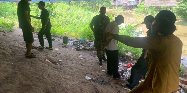 Lurah OKH Beserta Jajaran Lakukan Tindakan Tegas Terhadap Pemulung Yang Berulah