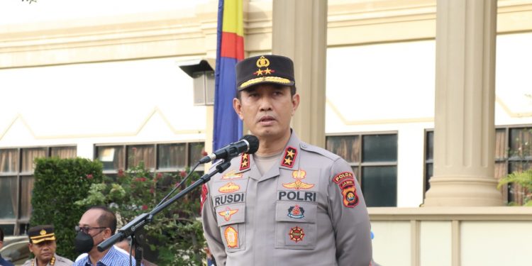 Pimpin Apel Perdana Irjen Pol. Rusdi Hartono Kapolda Jambi, Pesan Kepada Personel