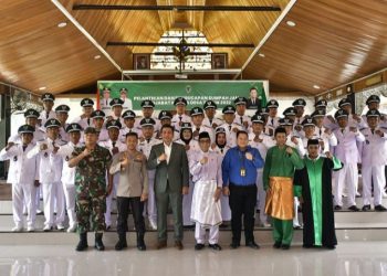 Bupati Batang Hari Mhd Fadhil Arief Melantik dan Mengambil Sumpah 34 Penjabat (PJ) Kepala Desa (Kades) se-Kabupaten Batanghari