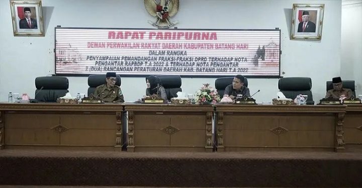 Wakil Bupati Batanghari H. Bakhtiar, SP Rapat Bersama DPRD Batanghari