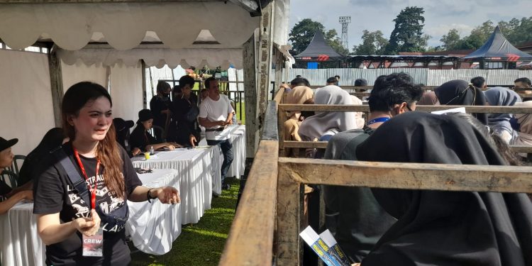 Tersedia Fasilitas Internet Gratis Di Konser Dewa 19