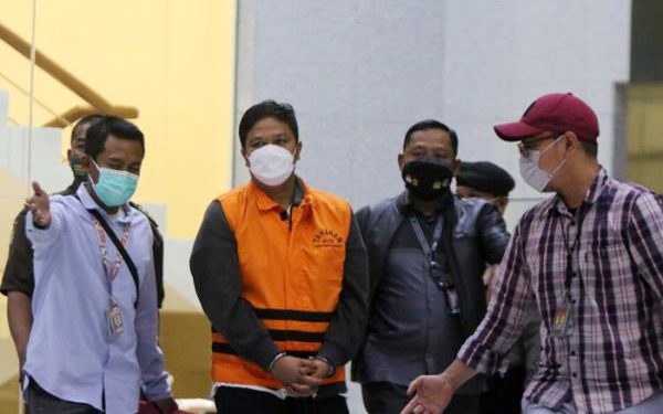 KPK Tetapkan Tersangka Baru Dalam Kasus Korupsi Bupati Kuansing