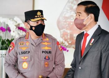 Kapolri Jenderal Listyo Sigit Prabowo Turut Sambut Presiden Jokowi Dari Kamboja Tiba di Indonesia