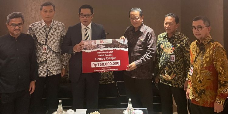 OJK dan Industri Jasa Keuangan Salurkan Bantuan Gempa Cianjur