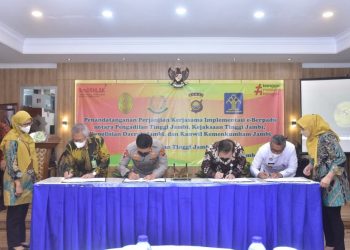 Kapolda Jambi Irjen Pol. Rusdi Hartono Tandatanganani Perjanjian Kerjasama Implementasi e-Berpadu