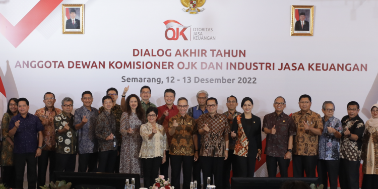 OJK Gelar Dialog Akhir Tahun Dengan Industri Jasa Keuangan
