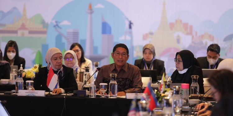 Jadi Ketua, OJK Gelarasean Capital Market Forum Deputies Meeting