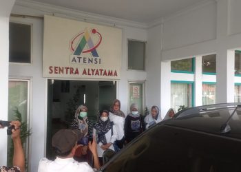 Korban Kasus TPPO Dibawa Keluarga Didampingi Dinas Sosial Kab.Tanjabbar ke Sentra Alyatama Jambi