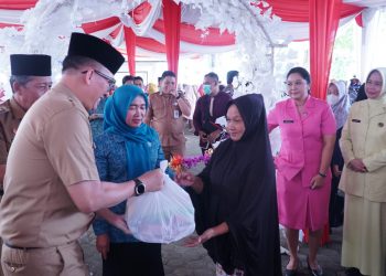 TP PKK Provinsi Jambi Gelar Pasar Murah di Halaman Kantor PKK Provinsi Jambi