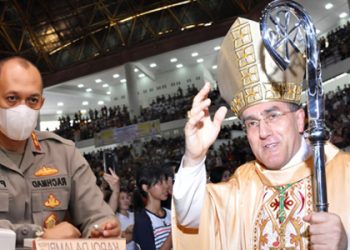 Kapolda Sumsel Sambut Kedatangan Dubes Vatikan Mgr. Piero Pioppo Dalam Meresmian Gereja Katedral ST Maria