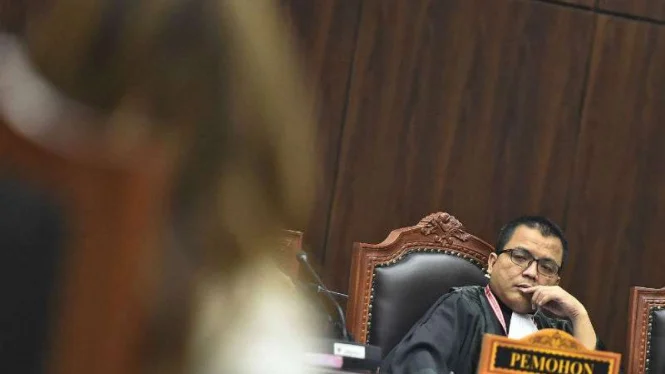 Dianggap Bocorkan Rahasia Negara, Menko Polhukam Minta Polisi Periksa Denny Indrayana
