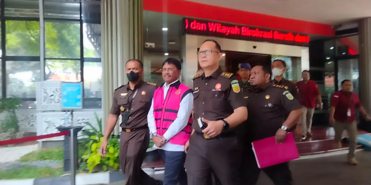Jhonny Plate Resmi Ditetapkan Tersangka oleh Kejagung RI Terkait Korupsi Proyek BTS 4G BAKTI Kemenkominfo