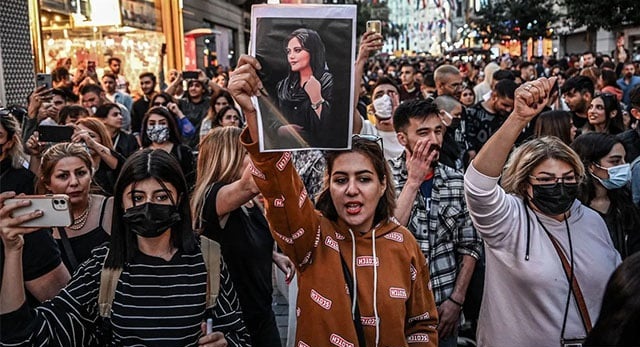 Ketidakadilan Menimpa Jurnalis Wanita di Iran