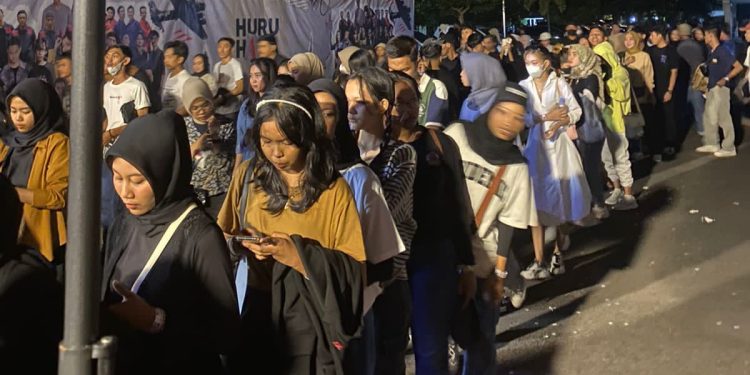Ratusan Masivers dan Last Friend Jambi Padati Konser “Huru Hara”