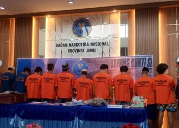 BNNP Jambi Musnahkan 1,1Kg Sabu dan 8 Kg Ganja