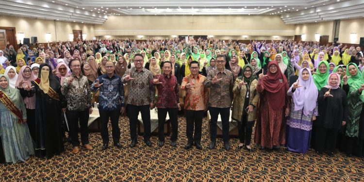 OJK Luncurkan Sicantiks Sahabat Ibu Cakap Literasi Keuangan Syariah