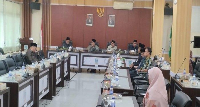 DPRD Kota Jambi Gelar Sidang Pemberhentian Wawako Periode 2018-2023
