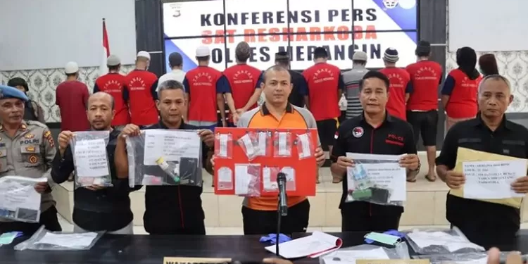 Satres Narkoba Polres Merangin Tangkap 14 Pengedar Narkoba, Tiga di Antaranya Wanita