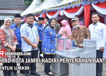 DPRD Kota Jambi Hadiri Penyerahan Bantuan Untuk UMKM