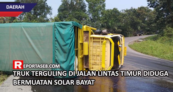 Truk Terguling di Jalan Lintas Timur Diduga Bermuatan Solar Bayat