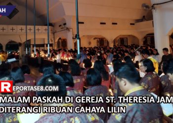 Malam Paskah Gereja Santa Theresia Jambi Diterangi Ribuan Cahaya Lilin