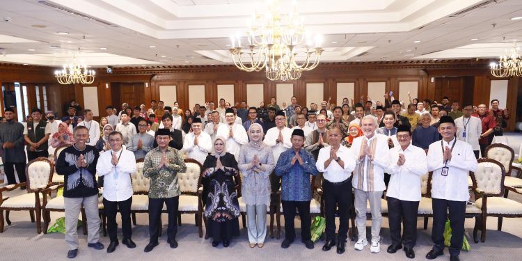 Sinergi dan Kolaborasi Membangun Ekonomi Syariah