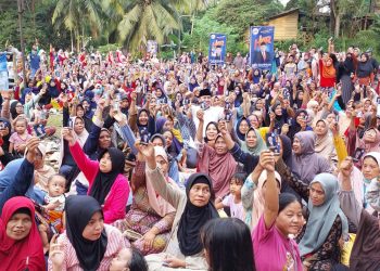 Pecah….!!!Tumpah Ruah Ribuan Masyarakat Ingin Bertemu H. Abdul Rahman Bacalon Walikota Jambi