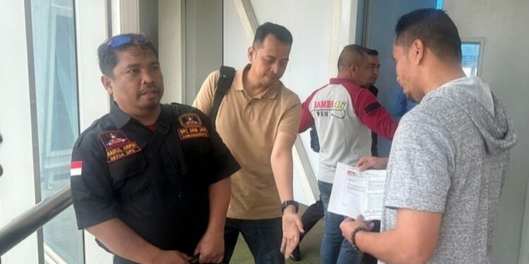Ketua DPC Grib Labuhan Batu Ditangkap di Bandara Jambi, Diduga Hendak Selundupkan Narkoba