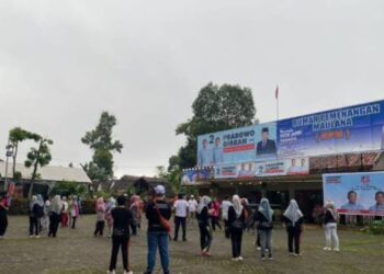 Diduga Pilih Kasih, Timses Maulana-Diza Ancam Bubar