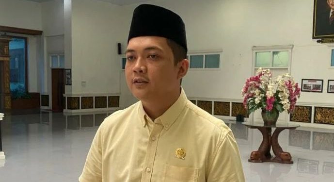Ketua DPRD Provinsi Jambi Yakin Para Santri Siap Bersaing di Dunia Kerja