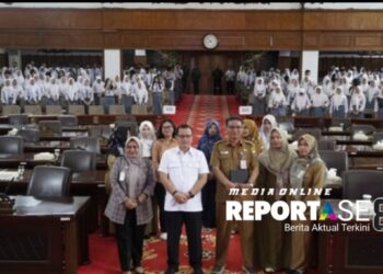 Ahmad Fauzi Sambut Langsung Kunjungan Pelajar SMAN 4 Jambi