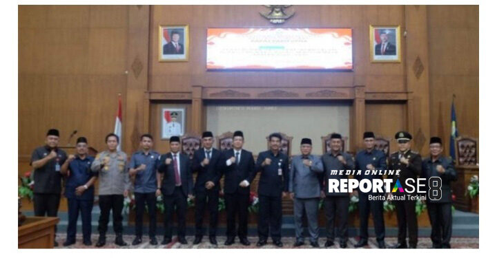 Pj Bupati Muaro Jambi Hadiri Paripurna Penetapan Bupati dan Wakil Bupati Terpilih
