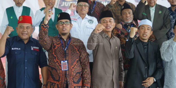 Wabup Muara Jambi Junaidi H. Mahir Silaturahmi Bersama Juleha Indonesia