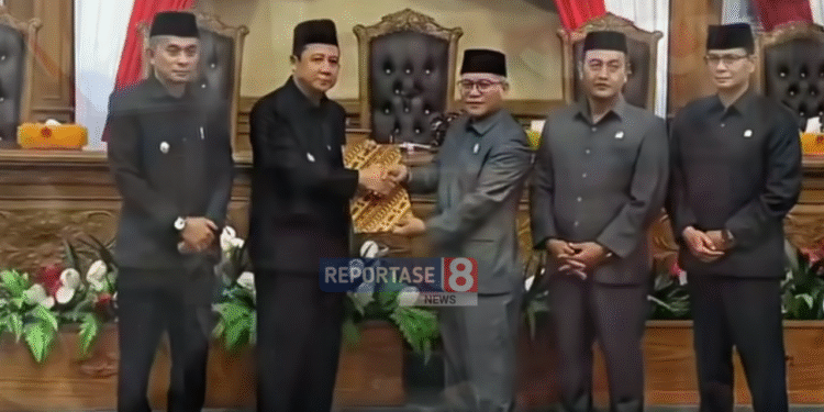 Bupati Muara Jambi BBS Hadiri Rapat Paripurna Terkait Ranperda T.A 2025