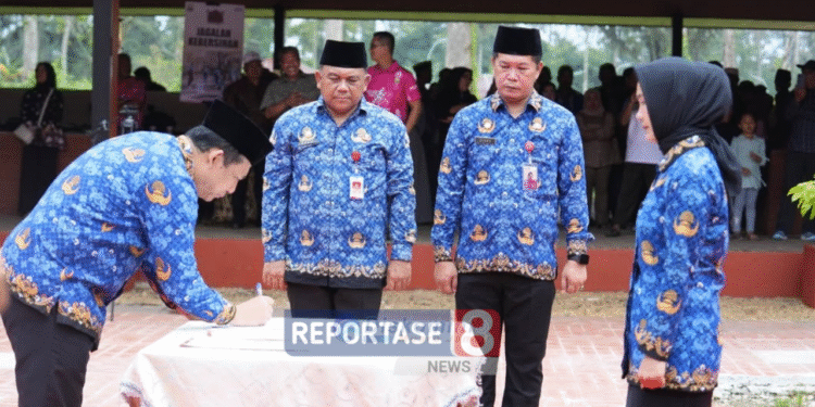 Bupati BBS Lantik 568 PPPK di KCBN Candi Muara Jambi