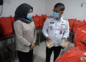 Asisten Pemerintahan dan Kesejahteraan Rakyat Kabupaten Muaro Jambi Drs. Indra Gunawan, MH Sidak Dapur SPPG