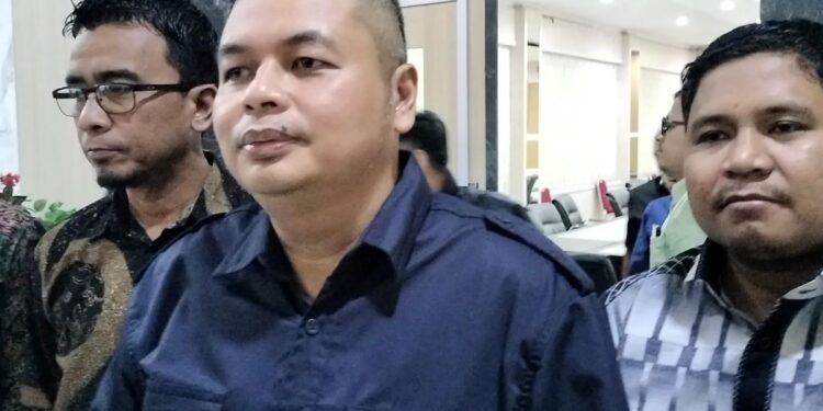 Ketua DPRD Kota Jambi Kemas Faried Alfarelly Minta Bank Jambi dan OJK Berikan Penjelasan Secara Langsung Terkait Gangguan Sistem