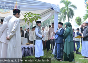 Sambut Perayaan Idul Adha Walikota Jambi Serahkan Hewan Kurban