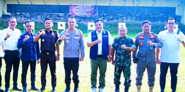 Bupati Muba Ikuti Lomba Menembak HUT Bhayangkara ke-80