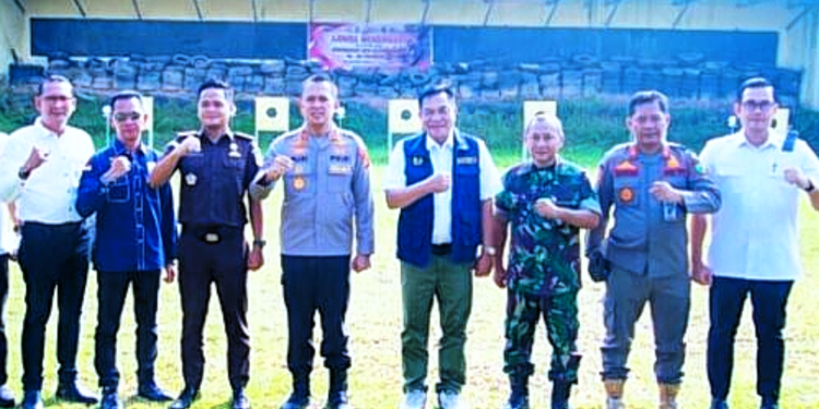Bupati Muba Ikuti Lomba Menembak HUT Bhayangkara ke-80