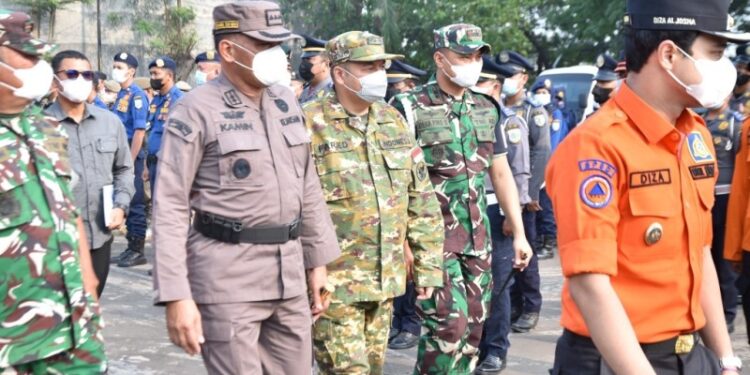Ketua DPRD Kota Jambi Kemas Faried Alfarelly Minta Pemkot Bantu Masyarakat Air Bersih